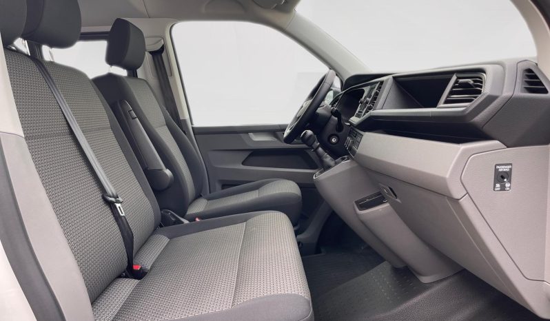 Caravelle 2.0 TDI Origin Batalla Corta DSG 2480MRP full