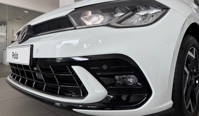 
								Volkswagen Polo R-Line 1.0 TSI 70 kW (95 CV) 5 vel. full									