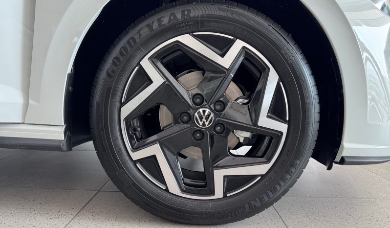 
								Volkswagen Polo R-Line 1.0 TSI 70 kW (95 CV) 5 vel. full									