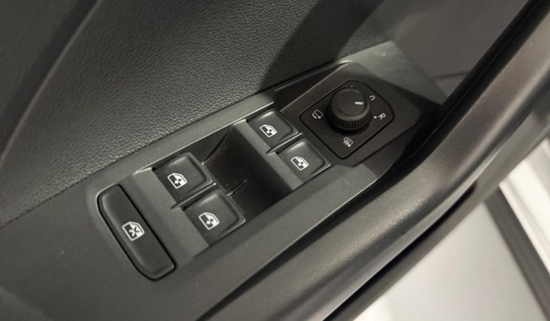 
								VOLKSWAGEN T-Cross 1.0 TSI Life 70kW full									