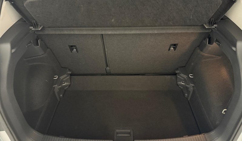 
								VOLKSWAGEN T-Cross 1.0 TSI Life 70kW full									