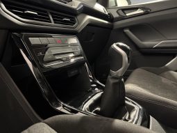 
										VOLKSWAGEN T-Cross 1.0 TSI Life 70kW full									