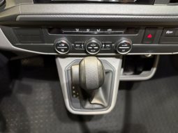 
										VOLKSWAGEN Caravelle 2.0TDI BMT Origin Batalla Corta DSG 110kW 2749MPB full									