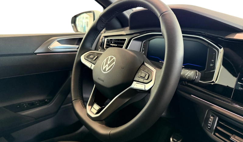 
								Polo 1.0 TSI R-Line 70kW – 3550NFN full									