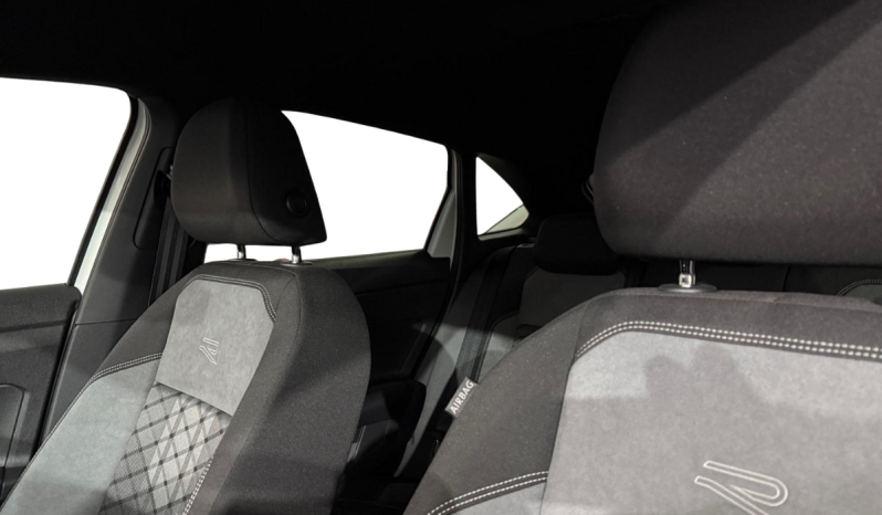 
								VOLKSWAGEN Taigo 1.0 TSI R-Line DSG 85kW – 0065NFP full									