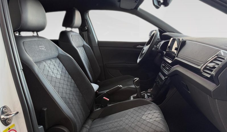 
								T-Cross R-Line 1.0 TSI 85 kW (116 CV) 6 vel. – 9871NFN full									