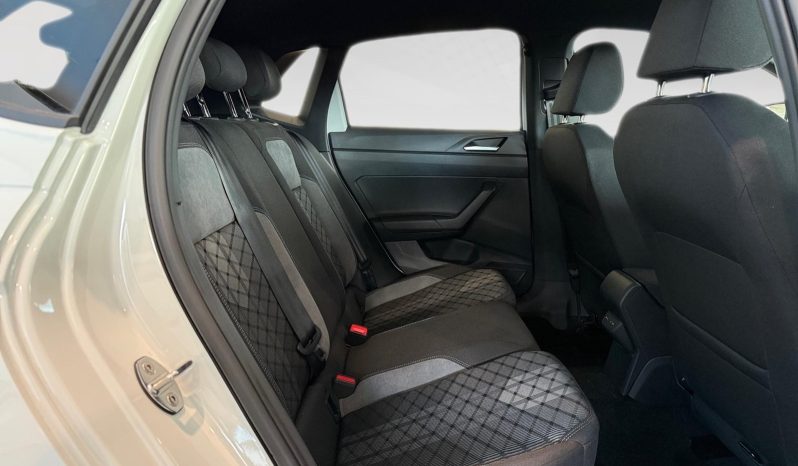 
								Polo 1.0 TSI R-Line 70kW – 3550NFN full									