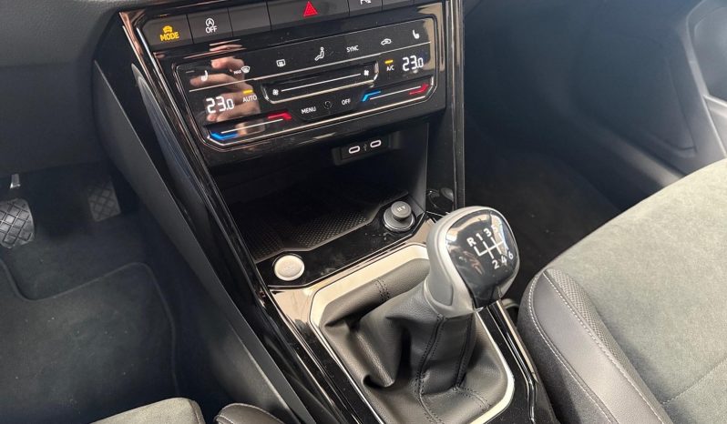 
								T-Roc 1.0 TSI Dark Line 85kW – 5336NGH full									