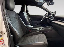 
										T-Roc 1.5 eTSI R-Line 1st Edition DSG7 110kW – 6919NHR full									