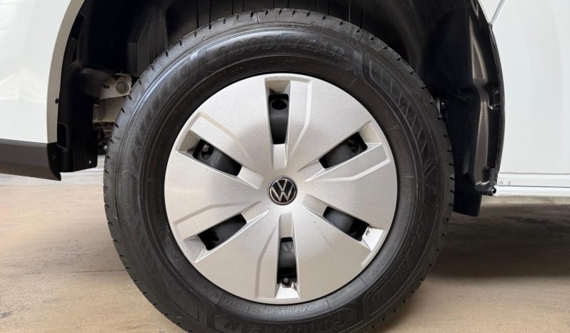 
								VOLKSWAGEN Caravelle Batalla Corta 2.0 TDI 110 kW (150 CV) Aut 8 Vel. – 1517NDF full									