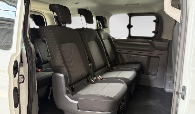 
								VOLKSWAGEN Caravelle Batalla Corta 2.0 TDI 110 kW (150 CV) Aut 8 Vel. – 1517NDF full									