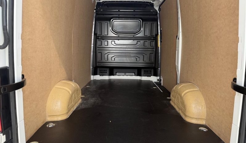 
								Crafter Furgón 2.0TDI SCR 35 BM L3H2 103kW – 1639NDF full									