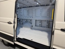 
										Crafter Furgón 2.0TDI SCR 30 BM L3H2 103kW – 3779NHW full									