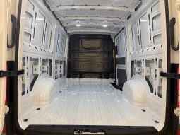 
										Crafter Furgón 2.0TDI SCR 30 BM L3H2 103kW – 3779NHW full									